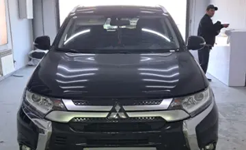 Mitsubishi Outlander 2022 года за 10 000 000 тг. в Павлодар фото 2