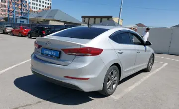 Hyundai Elantra 2018 года за 6 500 000 тг. в Шымкент фото 3