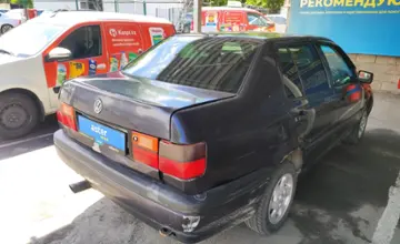 Volkswagen Vento 1993 года за 600 000 тг. в Алматы