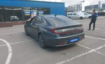 Hyundai Sonata 2023 года за 10 500 000 тг. в Алматы фото 4