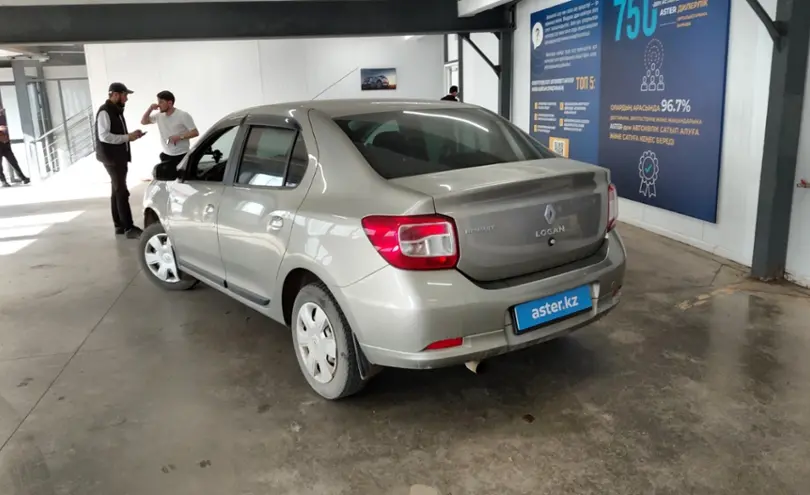 Renault Logan 2015 года за 3 000 000 тг. в Астана фото 4
