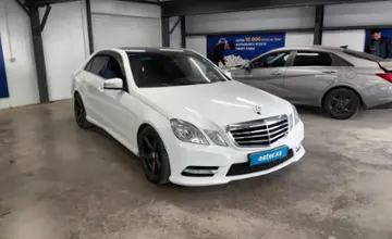 Mercedes-Benz E-Класс 2012 года за 8 500 000 тг. в Астана фото 2