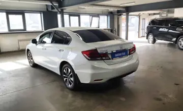 Honda Civic 2014 года за 9 500 000 тг. в Астана фото 4