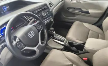 Honda Civic 2014 года за 9 500 000 тг. в Астана фото 5