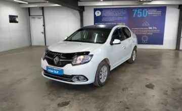 Renault Logan 2015 года за 3 000 000 тг. в Астана фото 1