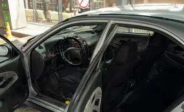Mitsubishi Carisma 1998 года за 750 000 тг. в Алматы фото 4
