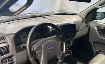 Ford Escape 2002 года за 2 100 000 тг. в Алматы