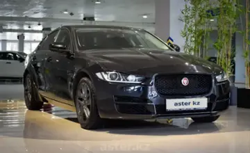 Jaguar XE 2017 года за 9 300 000 тг. в Алматы фото 4