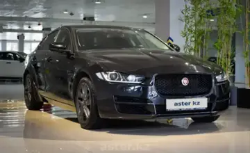 Jaguar XE 2017 года за 8 990 000 тг. в Алматы фото 4