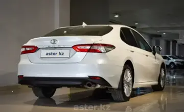 Toyota Camry 2021 года за 12 350 000 тг. в Алматы