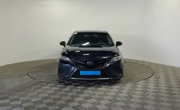 Toyota Camry 2020 года за 9 250 000 тг. в Алматы фото 2