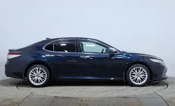 Toyota Camry 2019 года за 12 200 000 тг. в Астана фото 4