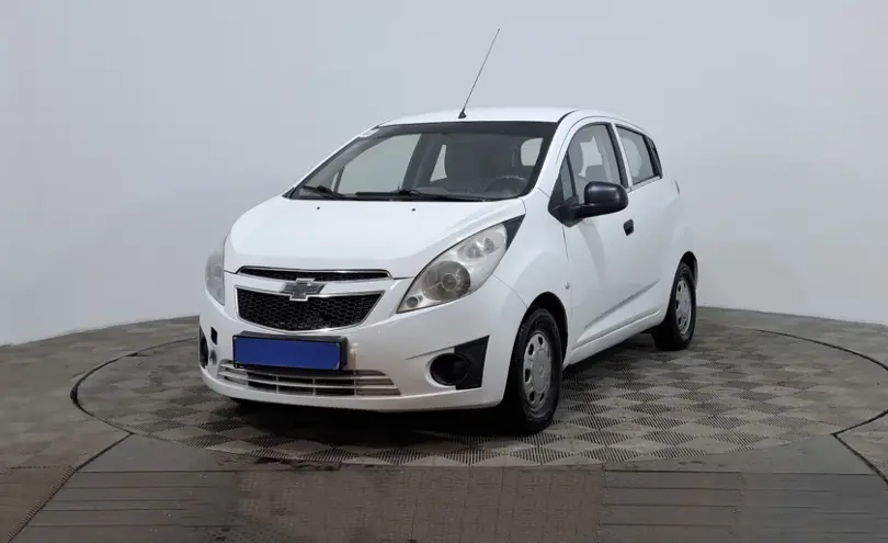 Chevrolet Spark 2013 года за 2 490 000 тг. в Астана