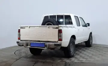 Nissan NP300 2007 года за 1 750 000 тг. в Астана