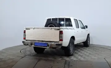 Nissan NP300 2007 года за 1 800 000 тг. в Астана