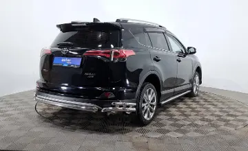 Toyota RAV4 2019 года за 11 360 000 тг. в Астана