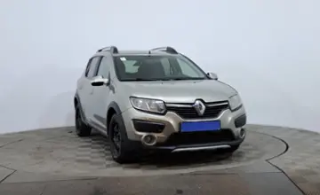 Renault Sandero 2016 года за 2 890 000 тг. в Астана фото 3