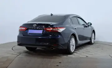 Toyota Camry 2019 года за 13 640 000 тг. в Астана