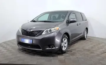 Toyota Sienna 2011 года за 9 890 000 тг. в Астана фото 1