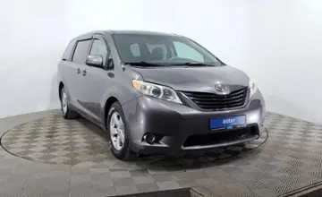 Toyota Sienna 2011 года за 9 890 000 тг. в Астана фото 3