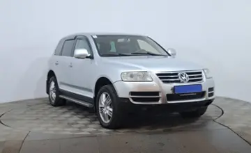 Volkswagen Touareg 2005 года за 4 190 000 тг. в Астана фото 3