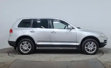Volkswagen Touareg 2005 года за 4 190 000 тг. в Астана фото 4
