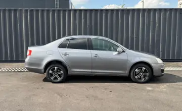 Volkswagen Jetta 2005 года за 2 190 000 тг. в Алматы фото 4