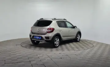 Renault Sandero 2016 года за 4 090 000 тг. в Алматы