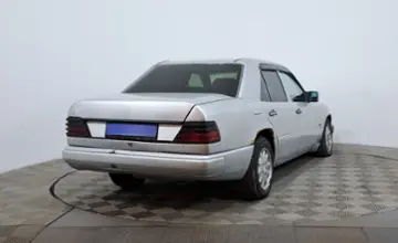 Mercedes-Benz E-Класс 1993 года за 990 000 тг. в Астана