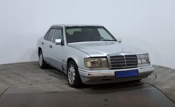 Mercedes-Benz E-Класс 1993 года за 990 000 тг. в Астана фото 3