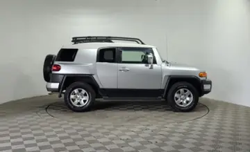 Toyota FJ Cruiser 2006 года за 14 700 000 тг. в Алматы фото 4