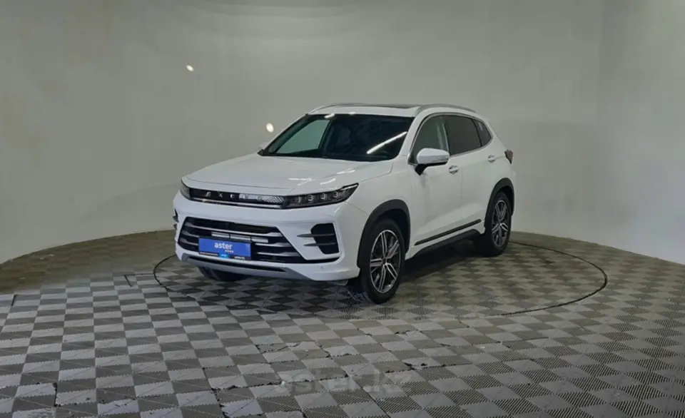 2023 EXEED LX