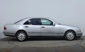 Mercedes-Benz E-Класс 1996 года за 1 790 000 тг. в Астана фото 4