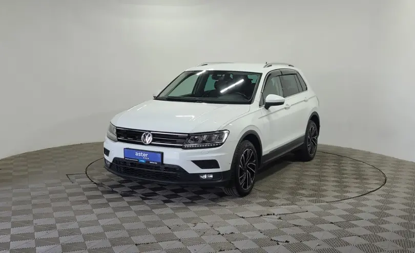 Volkswagen Tiguan 2018 года за 10 000 000 тг. в Алматы