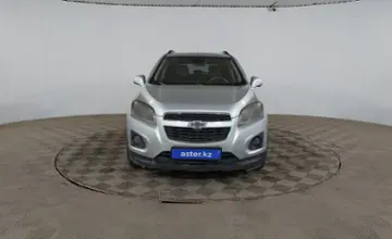 Chevrolet Tracker 2014 года за 3 390 000 тг. в Шымкент фото 2
