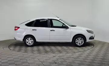 LADA (ВАЗ) Granta 2022 года за 2 890 000 тг. в Алматы фото 4