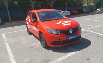 Renault Sandero 2018 года за 2 650 000 тг. в Алматы фото 2