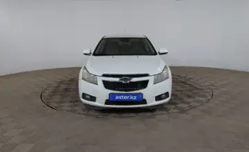 Chevrolet Cruze 2011 года за 1 790 000 тг. в Шымкент фото 2