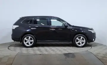 Mitsubishi Outlander 2013 года за 6 250 000 тг. в Астана фото 4