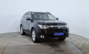 Mitsubishi Outlander 2013 года за 6 250 000 тг. в Астана фото 3