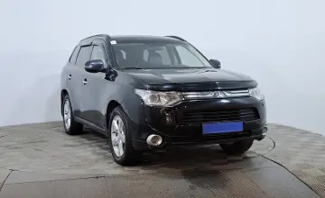 Mitsubishi Outlander 2013 года за 6 250 000 тг. в Астана фото 3