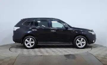 Mitsubishi Outlander 2013 года за 6 250 000 тг. в Астана фото 4