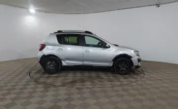 Renault Sandero 2016 года за 1 890 000 тг. в Шымкент фото 4