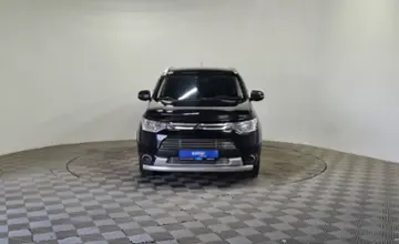 Mitsubishi Outlander 2015 года за 7 800 000 тг. в Алматы фото 2