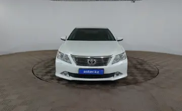 Toyota Camry 2014 года за 8 390 000 тг. в Шымкент фото 2
