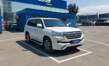 Toyota Land Cruiser 2017 года за 29 990 000 тг. в Алматы фото 2