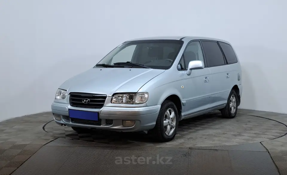 2004 Hyundai Trajet