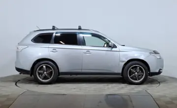Mitsubishi Outlander 2012 года за 5 990 000 тг. в Астана фото 4