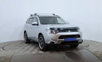 Mitsubishi Outlander 2012 года за 5 990 000 тг. в Астана фото 3