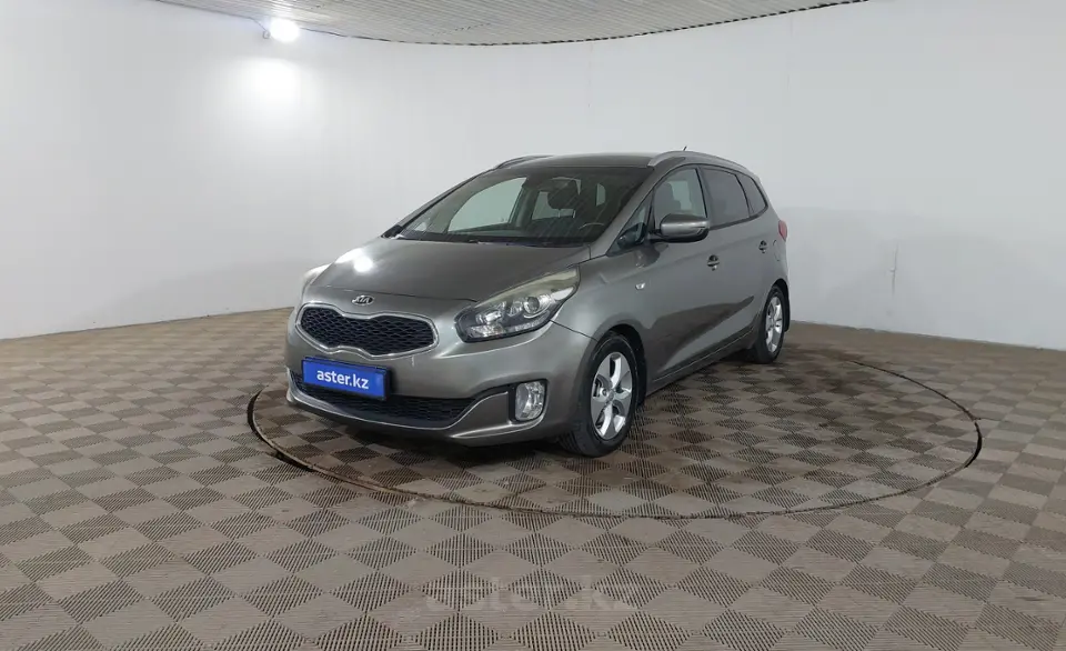 2014 Kia Carens